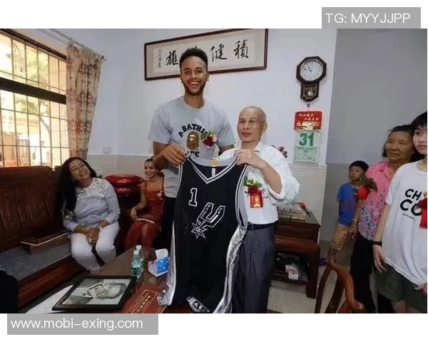 李凯尔重申与经纪公司关系未变坚定支持中国情怀